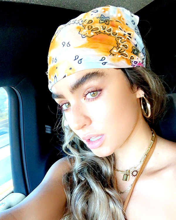 sommerray instagram image archive image