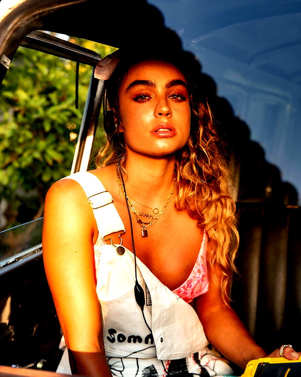 sommerray instagram image archive image
