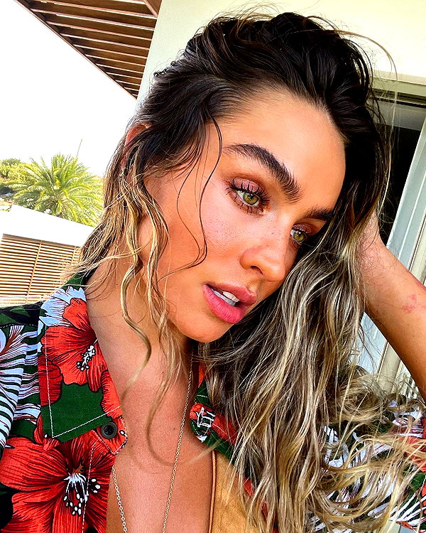 sommerray instagram image archive image