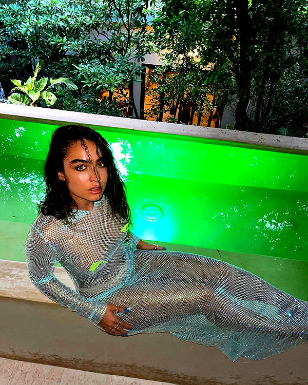 sommerray instagram image archive image