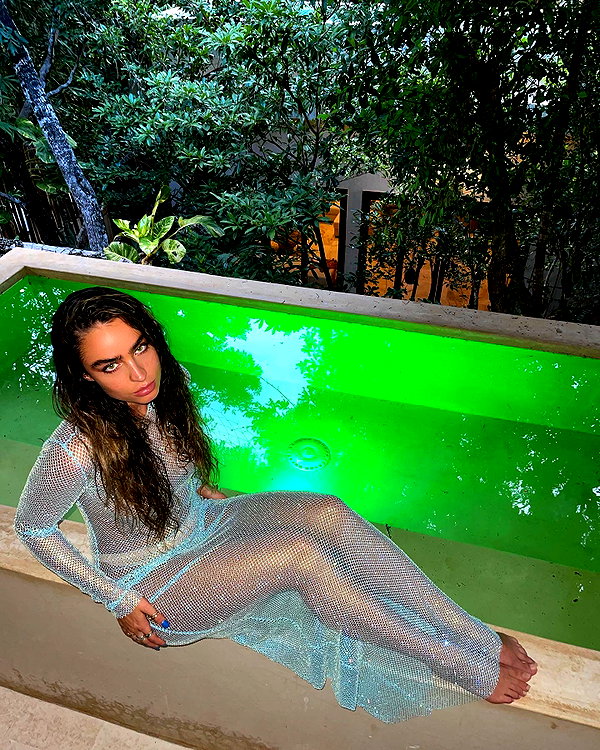 sommerray instagram image archive image