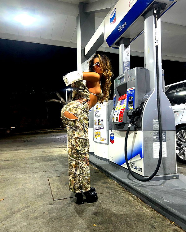 sommerray instagram image archive image