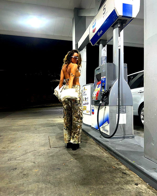 sommerray instagram image archive image