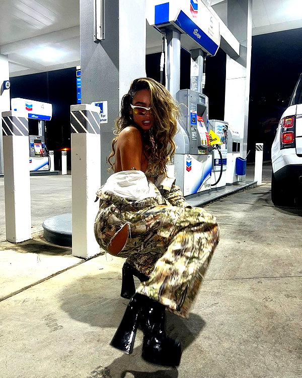 sommerray instagram image archive image
