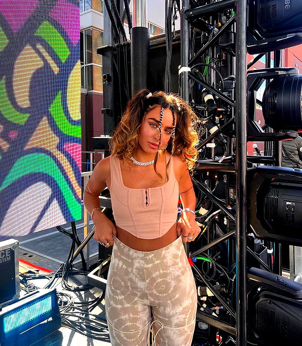 sommerray instagram image archive image