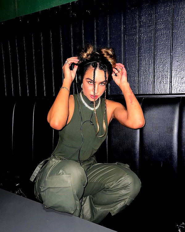 sommerray instagram image archive image