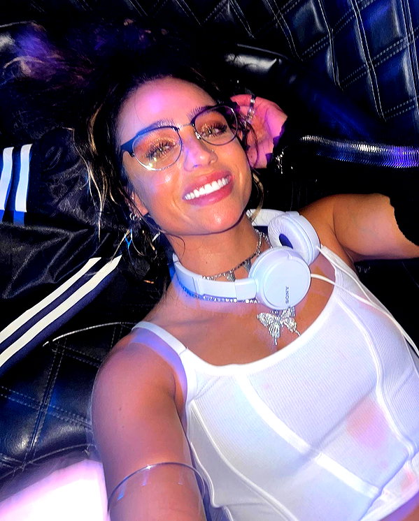sommerray instagram image archive image