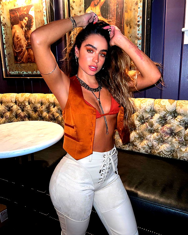 sommerray instagram image archive image