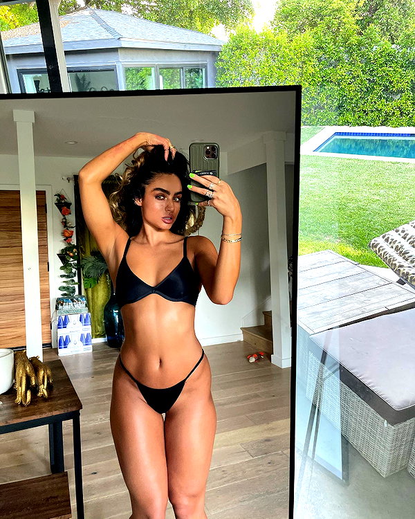 sommerray instagram image archive image