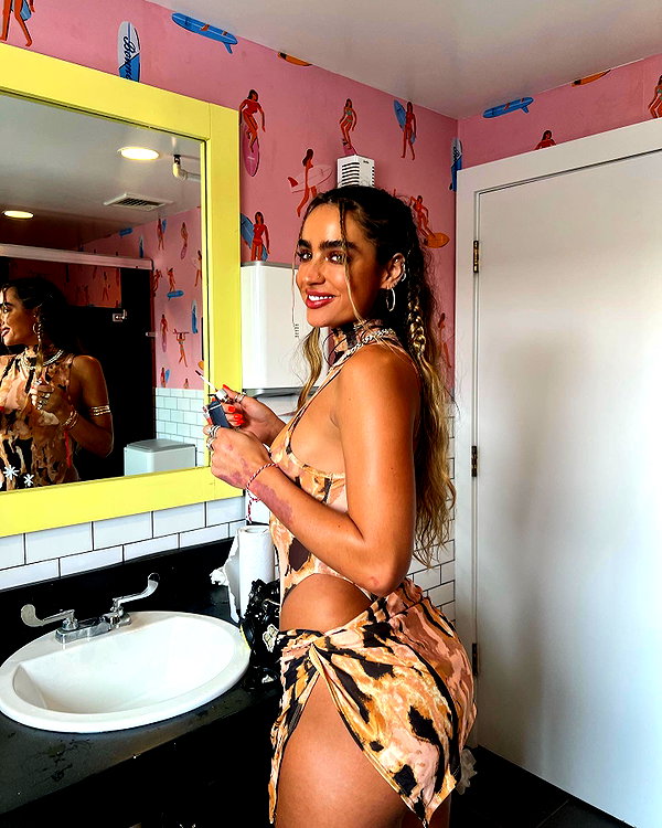 sommerray instagram image archive image