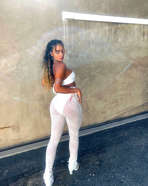 sommerray instagram image archive image