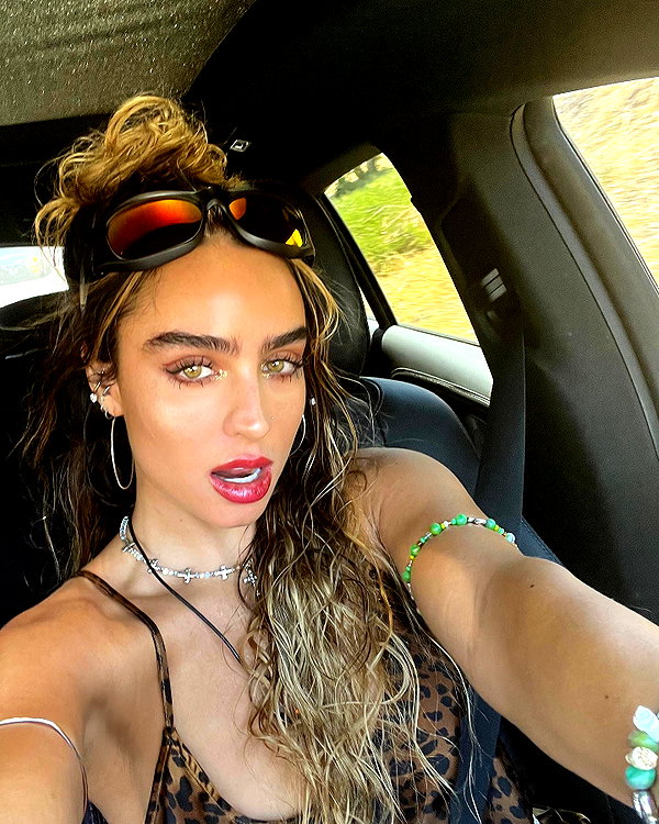 sommerray instagram image archive image
