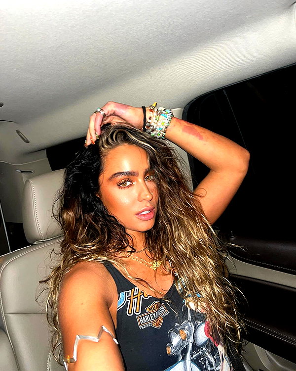 sommerray instagram image archive image