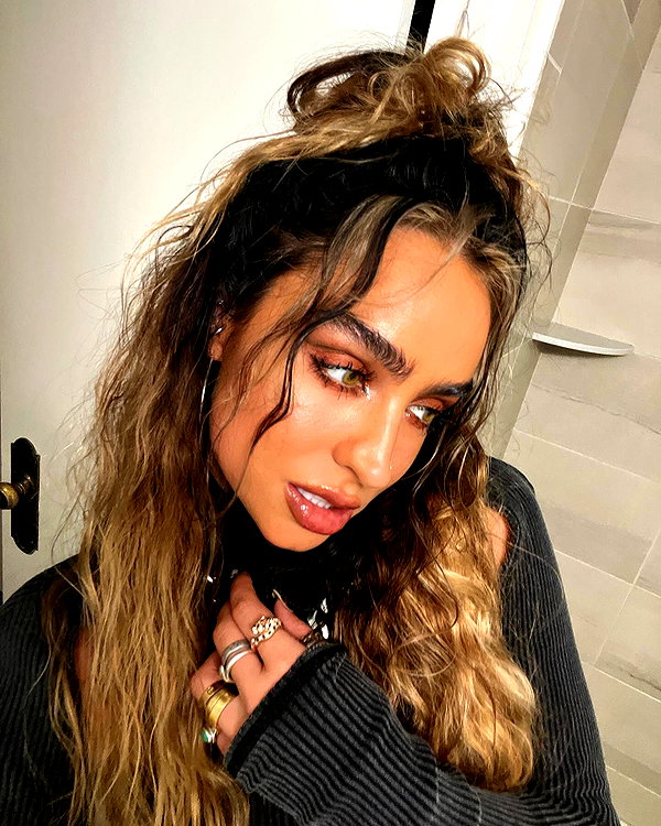 sommerray instagram image archive image