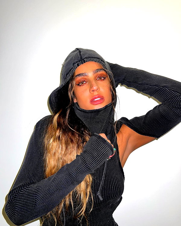 sommerray instagram image archive image