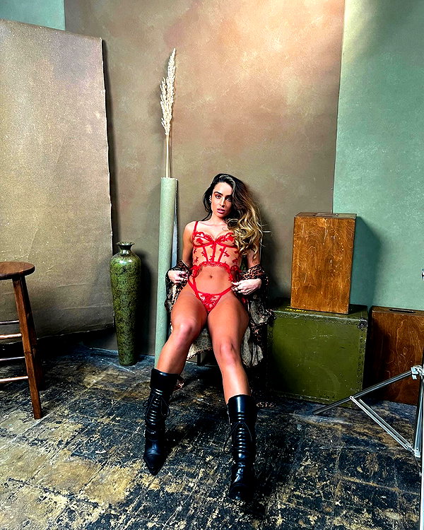 sommerray instagram image archive image
