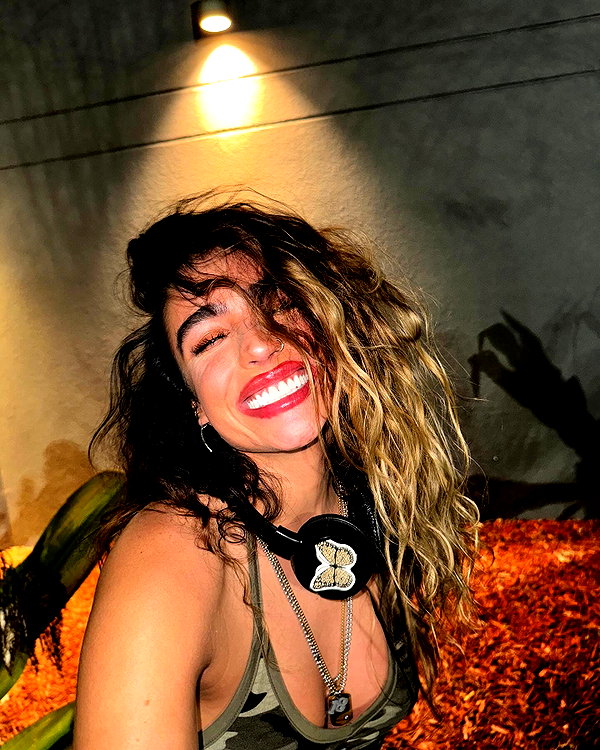 sommerray instagram image archive image