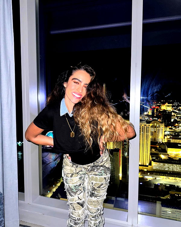 sommerray instagram image archive image