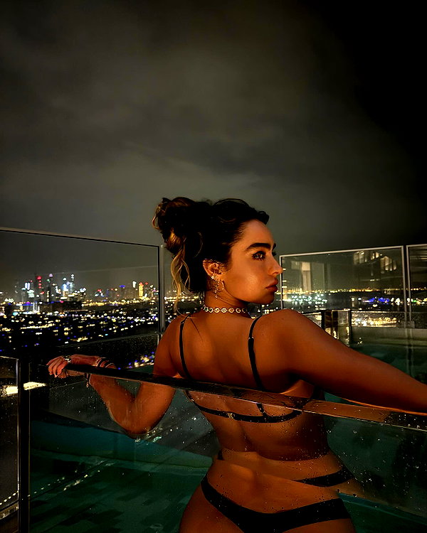sommerray instagram image archive image