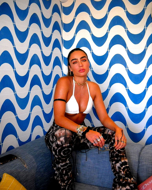 sommerray instagram image archive image