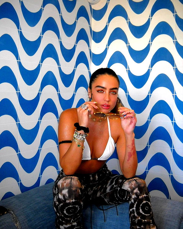 sommerray instagram image archive image