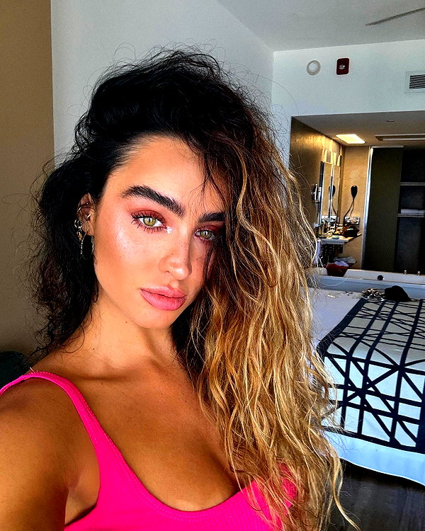 sommerray instagram image archive image