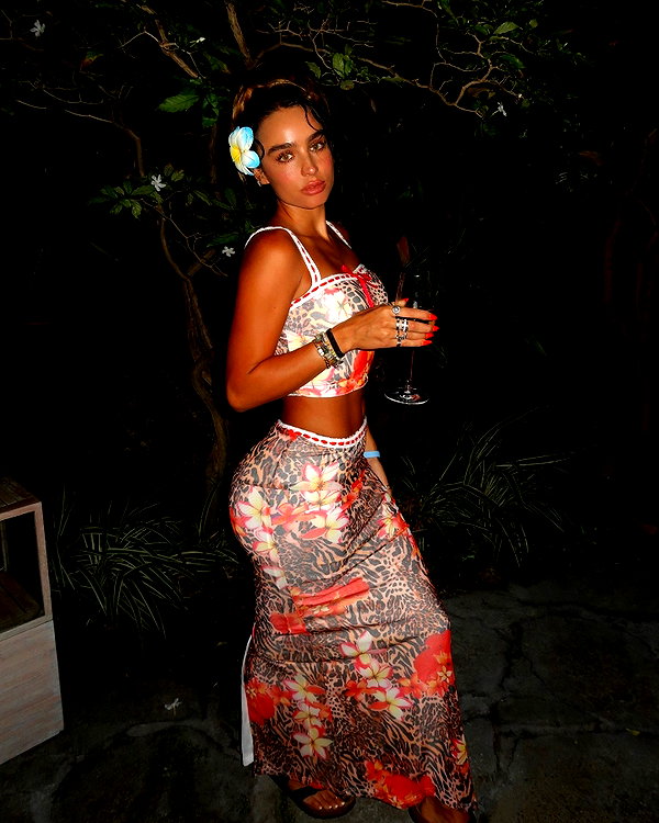 sommerray instagram image archive image