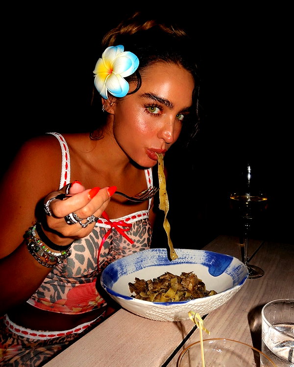 sommerray instagram image archive image