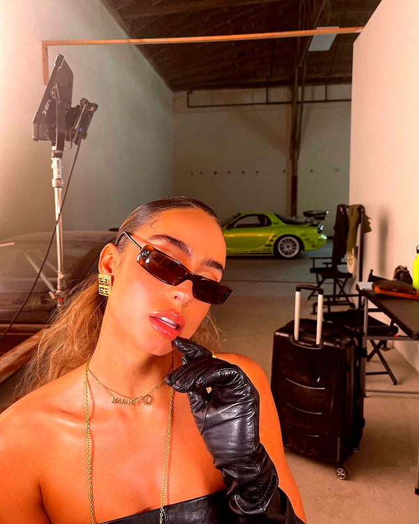 sommerray instagram image archive image
