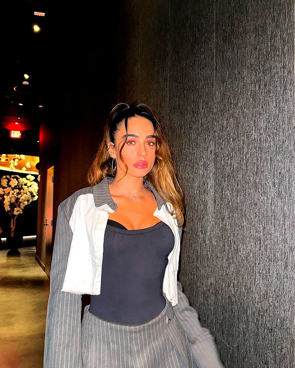 sommerray instagram image archive image