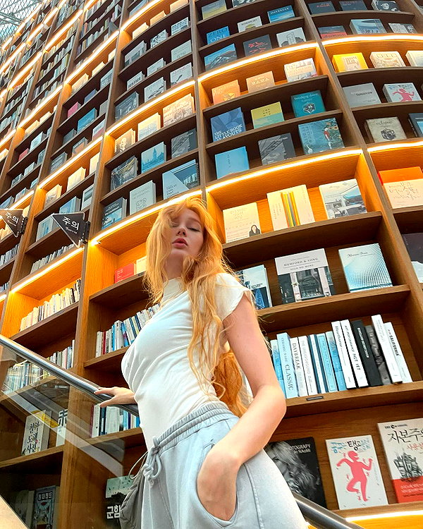 sonya_fisher_ instagram image archive image