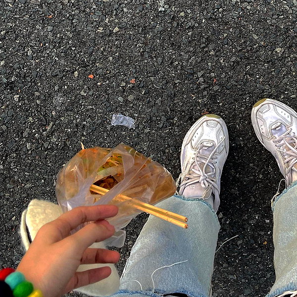 suadaunanh_ne instagram image archive image