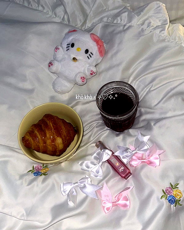 suadaunanh_ne instagram image archive image