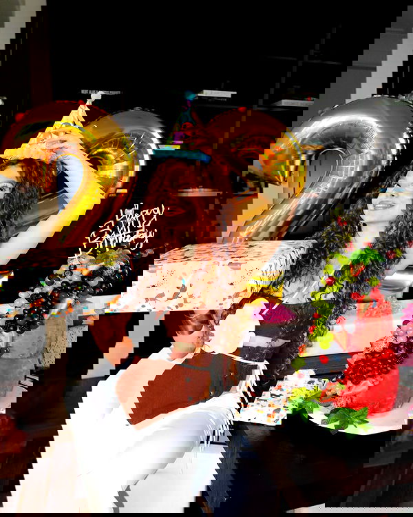 sundaykalogeras sundaykalogeras archive image