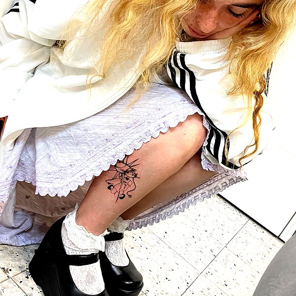 swagprincessink instagram image archive image