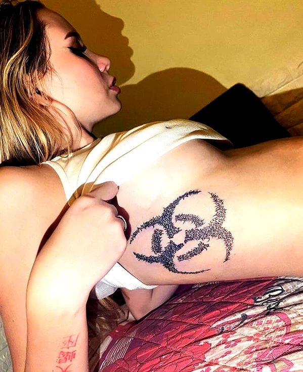 swagprincessink instagram image archive image