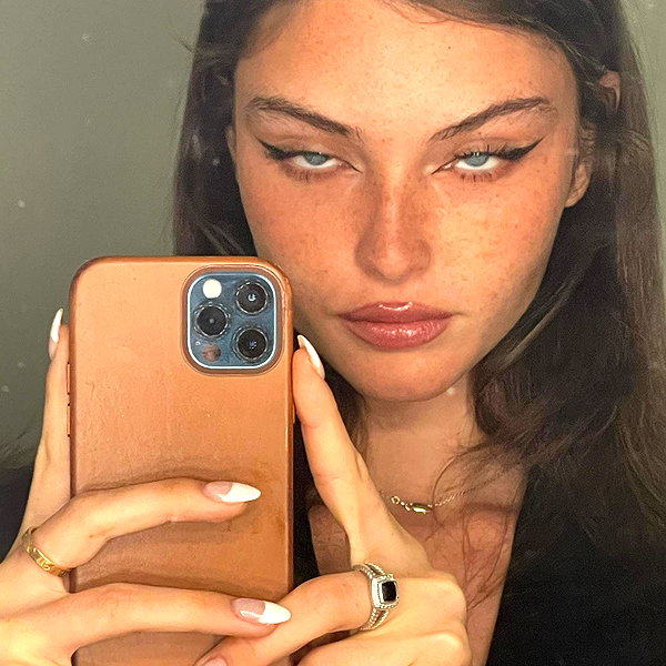 sydney_melman instagram image archive image