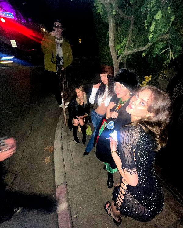sydney_melman instagram image archive image