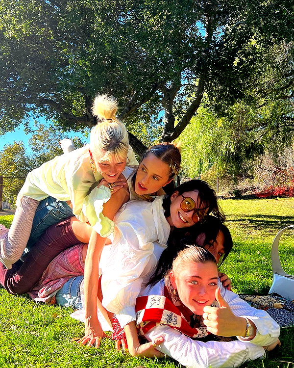 sydney_melman instagram image archive image