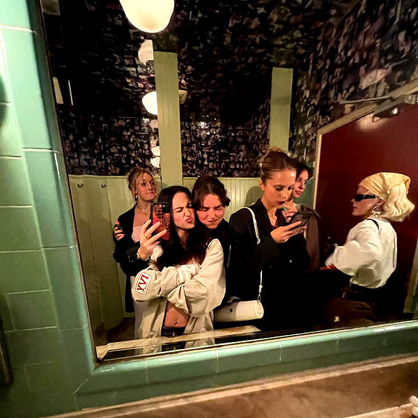 sydney_melman instagram image archive image