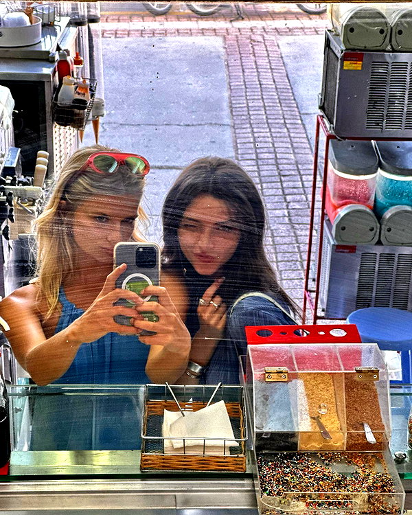 sydney_melman instagram image archive image