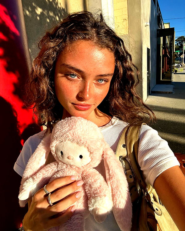 sydney_melman instagram image archive image