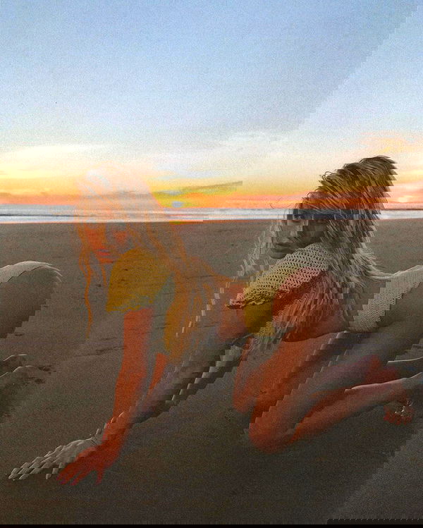 sydney_sweeney image ~ Altpins