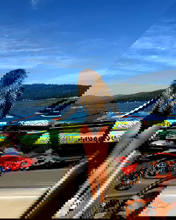 sydney_sweeney image ~ Altpins