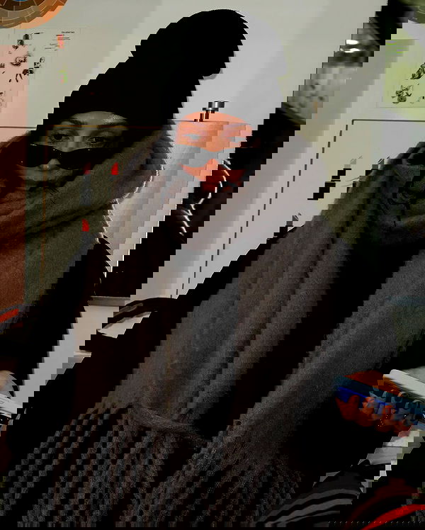 sydney_sweeney image ~ Altpins