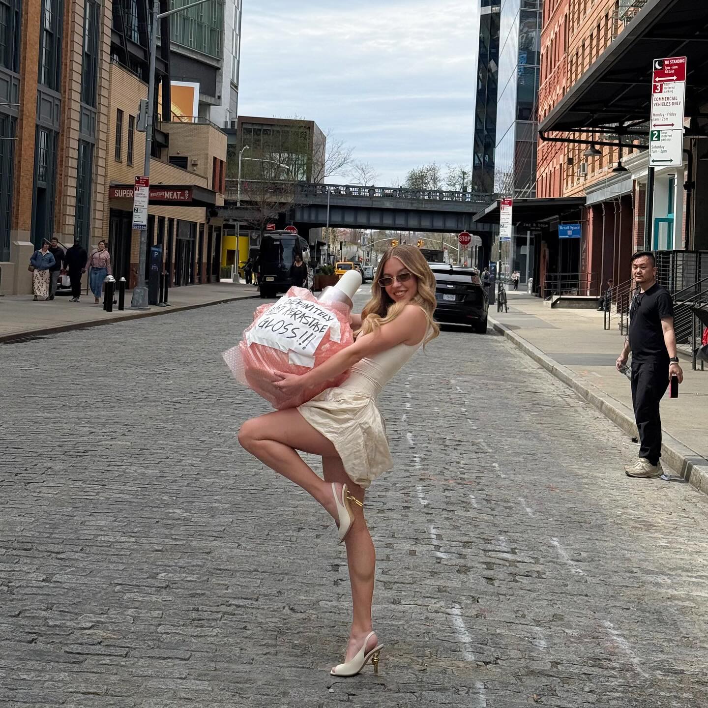 sydney_sweeney instagram image archive image