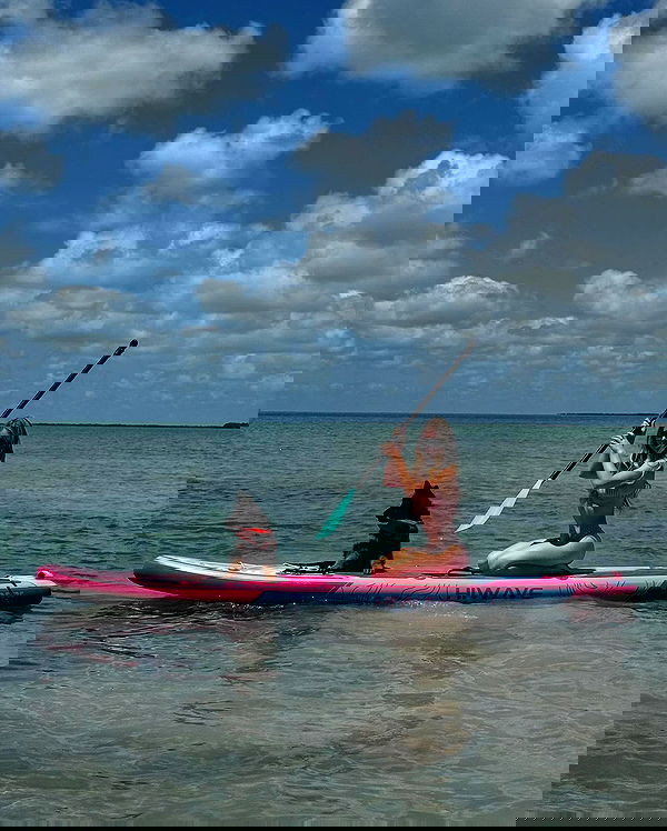 sydney_sweeney image ~ Altpins