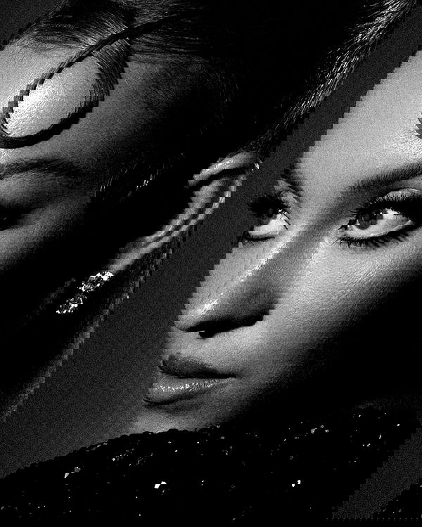 sydney_sweeney image ~ Altpins