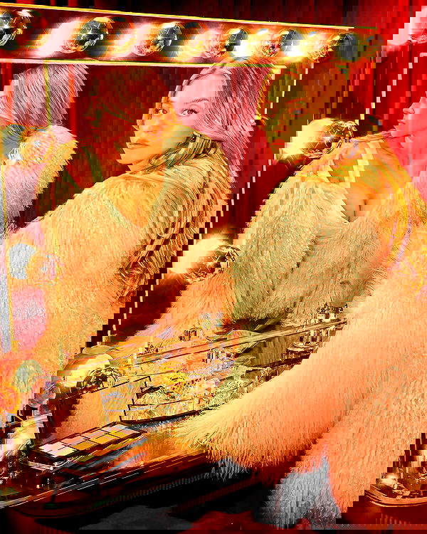 sydney_sweeney image ~ Altpins