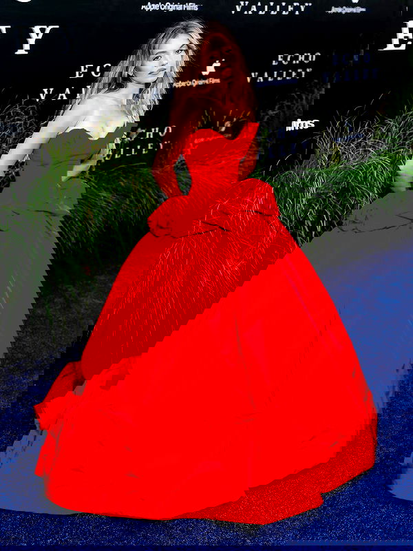 sydney_sweeney image ~ Altpins